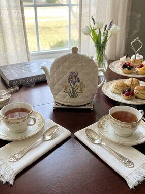 Set of 2 Oneida Community Silverplate Teaspoons — "Flower de Luce" Pattern (1910